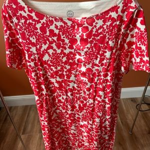 NWOT Tory Burch t-shirt dress. Patterned in reddish poppies. Super Cute!